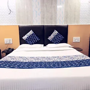 https://kaveri-palace.mysorehotels.org