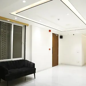 https://jaiminis-landmark.hotelsdelhi.org